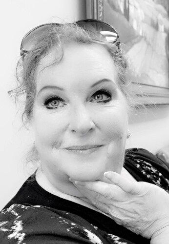 Victoria Jones Profile