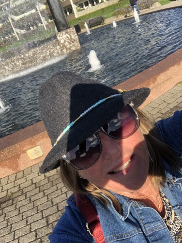 Mary Lou Mahan Profile