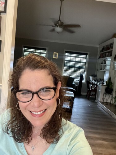 Adriana Cantu Profile