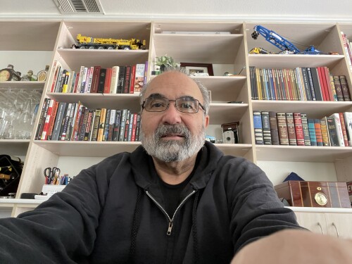 Damian Mucci Profile