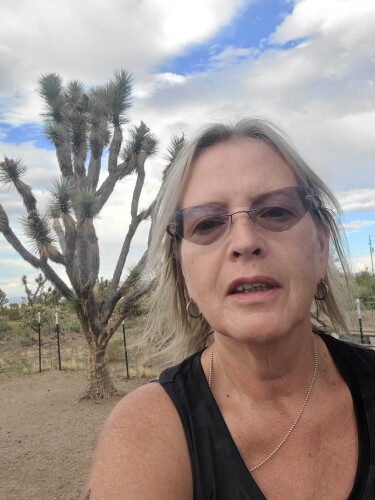 Roberta Degray Profile