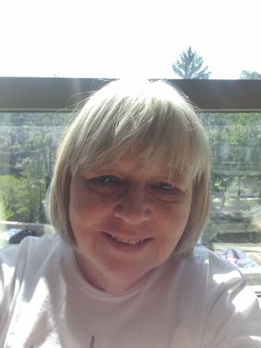 Linda Robinson Profile