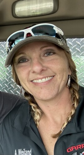 Amanda Weiland Profile