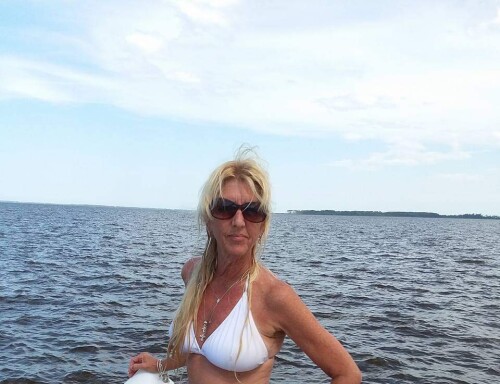 Donna Von wald Profile