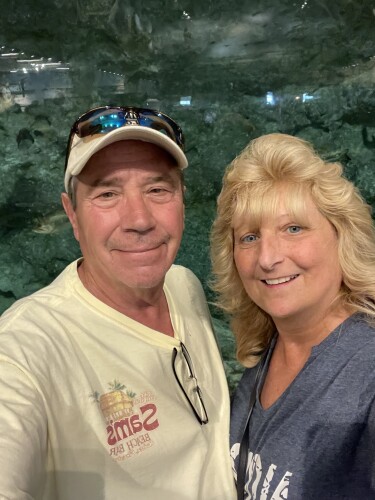 Laura Den Bleyker Profile