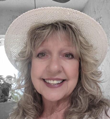 Sandra Sandra Profile