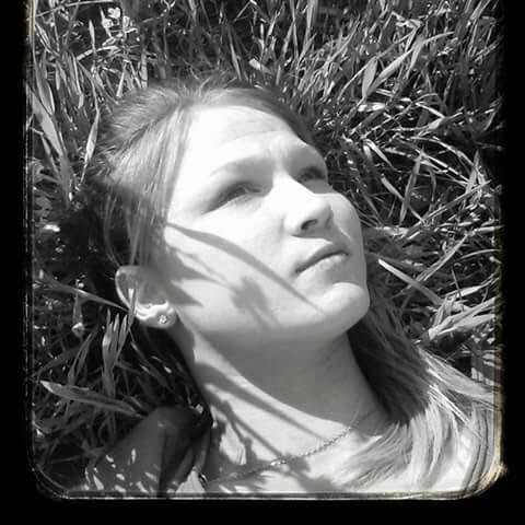 DeeAnna Smith Profile