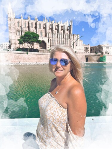 Annie Sweeney Profile