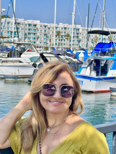 Homeira Taheri Profile