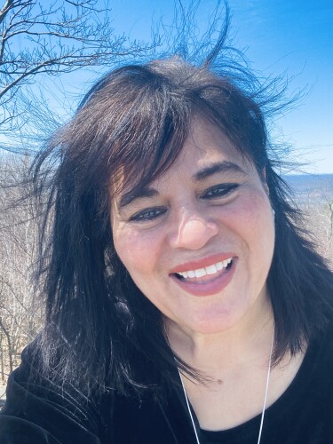 Evelyn Rivera Profile