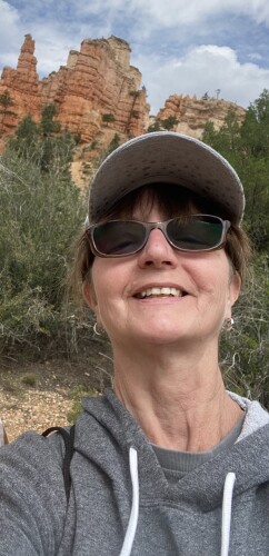 Elisa Holliday Profile