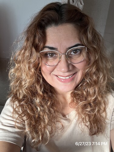 Araceli Montoya Profile