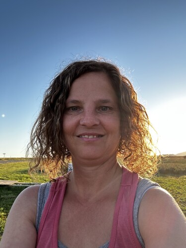 Tessa Peters Profile