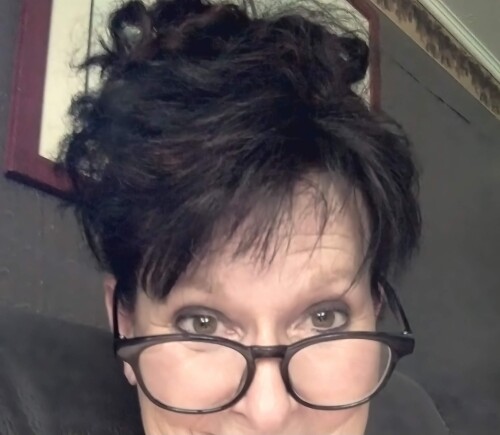 Tracy Rowles Profile