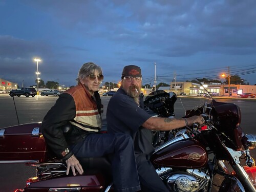 Donna Veccia Profile