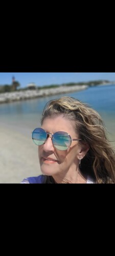 Janis HARDIN Profile