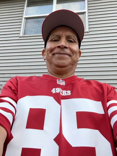 Daniel Hernandez Profile