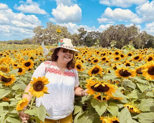 Karina Zarzoza Profile