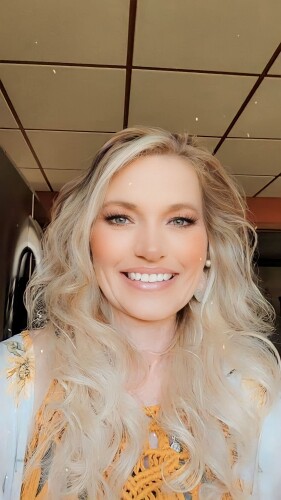 Wendy Reinhart Profile