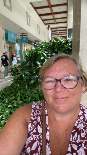 Lisa Hamburg Profile