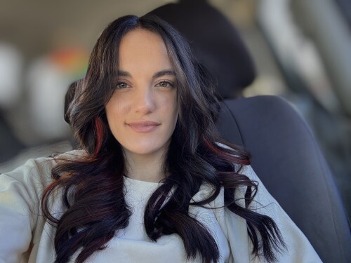 Marisa Caponigro Profile