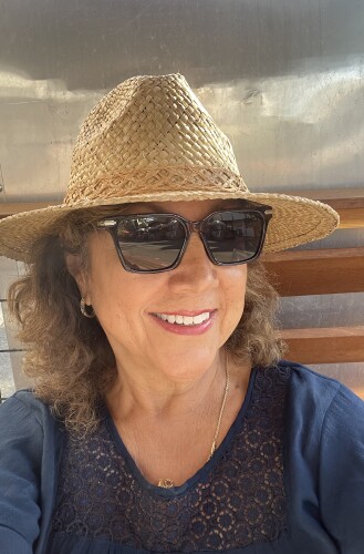 Esther Mancinas Profile