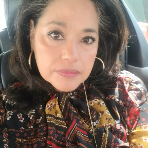 Yvonne Girela Profile