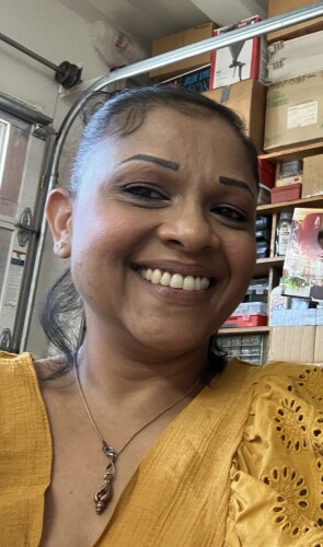 Reena Sharma Profile