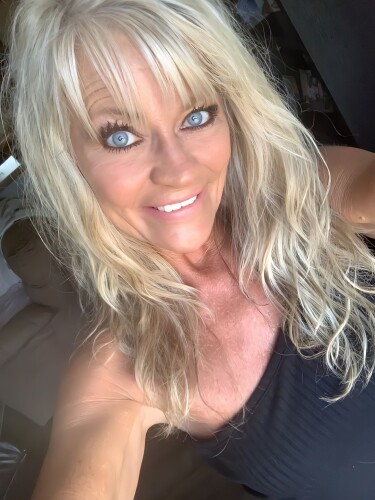 Ronnette Coe Profile