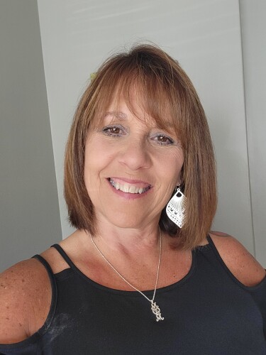 Lisa Neilson Profile