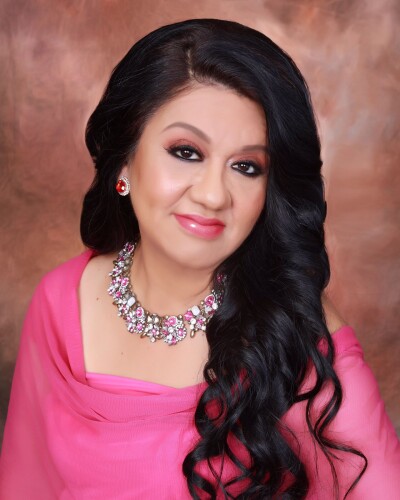 Silvia Alfaro Profile