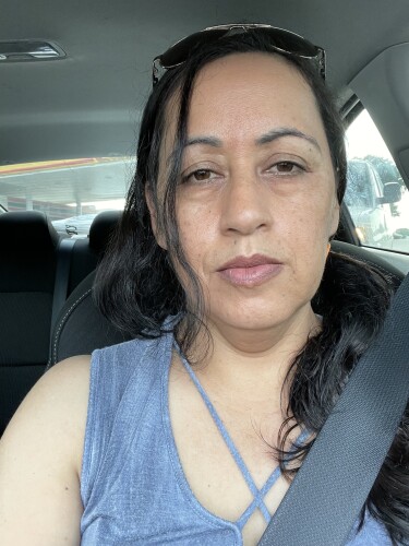 Laura Mendoza Profile