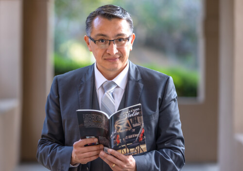 Osvaldo Castro Profile