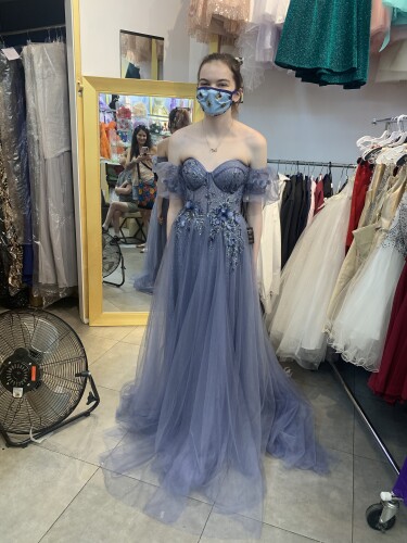 Madeleine Hartsell Profile