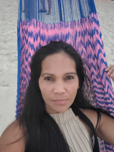 Raquel Gesalan-Walsh Profile