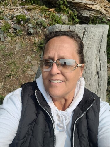 Julie Cordova Profile