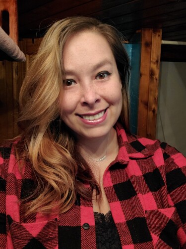 Kasey Lindstrom Profile