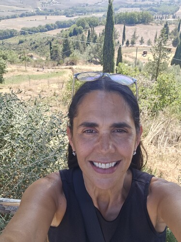 Christine Barr Profile