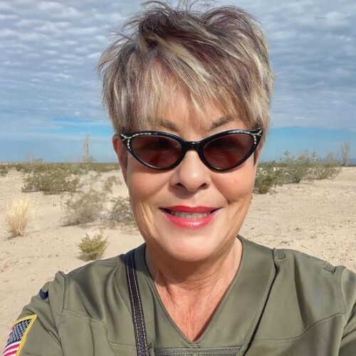 Linda McDowall Profile