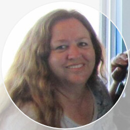 Darlene Pavek Profile