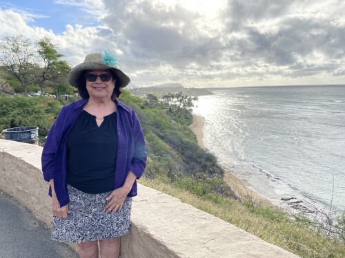 Gloria V. Herrera Profile