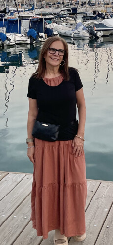 Nasrin Malek Profile