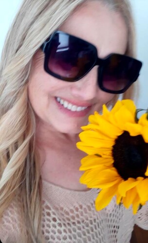 Salvatrice Rosenzweig Profile