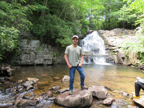 Joshua Staquet Profile