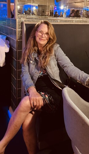 Mary Gail Manolakis Profile