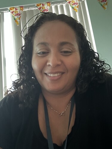 Elizabeth Rivero Profile