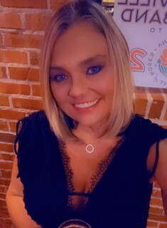 Amanda Rowland Profile