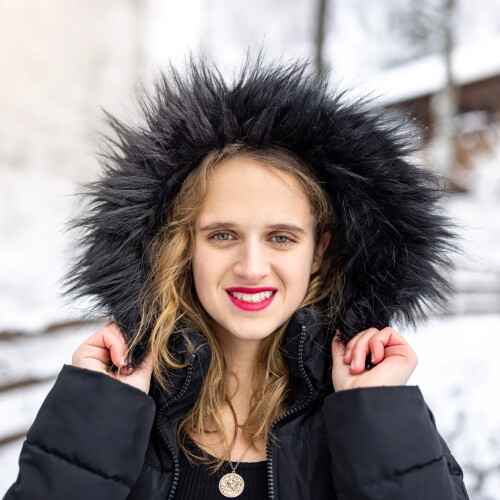 Rachel Whary Profile