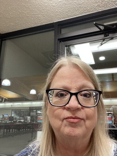 Deleadder(Suzi) Menacher Profile