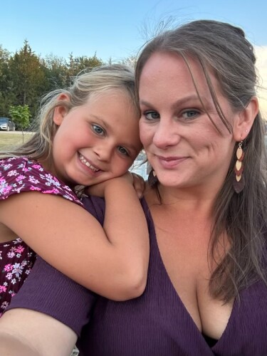 Rebecca Meder Profile